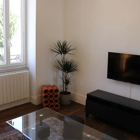 Des Grands Crus Apartament *
