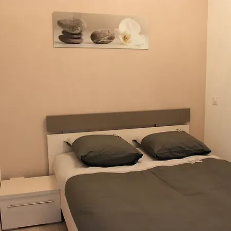 Des Grands Crus Apartament